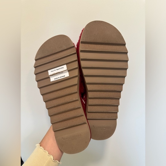 Koolaburra by UGG Fuzz’n II Back-Strap Slide Slippers in Maroon, size 9 - Picture 6 of 8